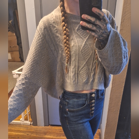 Princess Polly Balloon Sleeve Cropped Knit Sweater size M/L - Picture 7 of 9